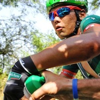 　シャトールークラシックが8月19日にフランス中部のシャトールー周辺で行われ、新城幸也（ヨーロッパカー）がゴール1km手前で単独アタックを見せたが、残り150mで飲み込まれ、25位に終わった。
