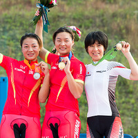 アジア競技大会女子マウンテンバイクの中込由香里