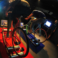 水都大阪フェスでバーチャル自転車対戦ゲーム 画像
