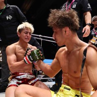 【RIZIN.46】鈴木千裕、“王座防衛”のTKO勝ちに場内騒然　朝倉未来は対戦に意欲「やりたいですね」