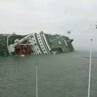 韓国フェリー沈没事故、無理な過積載が原因と判明 画像