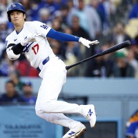 【MLB】大谷翔平、寝ている間に安打が減った　「バント安打→送球エラー」に記録訂正で打率.354から.348に