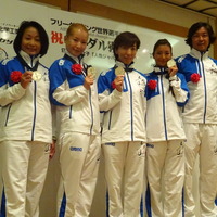 フリーダイビング日本代表女子、銀メダル報告会