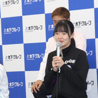 張本美和、パリ五輪へ向けて単複強化誓う　スポーツアンバサダー就任の石川佳純さんは「日々成長している」「15歳とは思えない」と賛辞