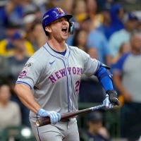 【MLB】勝てば進出、負ければ終了……アロンソ土壇場の“史上初”逆転3ランが決勝点に　メッツ公式も驚愕「おいおい冗談だろ」