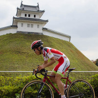 宇都宮城址公園を駆け抜ける小坂（ジャパンカップシクロクロス14)