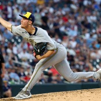 【MLB】ブルワーズ怪物ルーキー、驚愕の“154キロスライダー”で打者転倒　米記者絶賛のデビュー2戦11回無安打投球「信じられない」