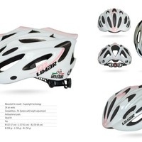 ジロ・デ・イタリア特別カラーのヘルメット登場 画像