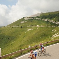 　ラ・ ピナ サイクリング マラソンが7月14日にイタリアで開催され、今年で8回目を迎えるオフィシャルツアーが催行される。現地ピナレロ社とピナレロジャパンの完全サポートによって実施されるもので、大会参加以外にも地元サイクリストの案内によるグルメツーリングや
