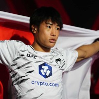 【UFC】完勝した平良達郎、バックステージで見せた“涙”が話題に……松根代表が激励「中村倫也と一緒に日本人の強さを示した」