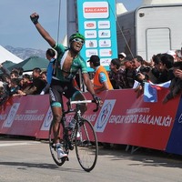 　8日間のステージレース、ツアー・オブ・ターキーは4月23日にトルコの山岳区間で第3ステージが行われ、ヨーロッパカーのナトナエル・ベルアンヌが優勝。総合成績でも首位に立った。