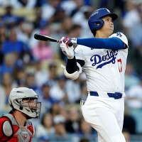 【MLB】大谷翔平、WCS初戦“爆速”先頭打者アーチで「新たなメジャー記録樹立」　米記者注目の一発「100マイル以上の投球を捉えた本塁打で……」