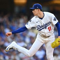 【MLB】佐々木朗希、最終回に“最速163キロ”圧巻パフォーマンス　米記者絶賛のスプリット「ブルペンの救世主だ」　ドジャースWCS突破