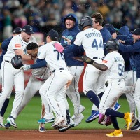 【MLB】マリナーズ、延長15回の激闘「ポランコの適時打」でサヨナラ勝利　24年ぶりリーグ優勝決定S進出　球団史上初の世界一へ前進