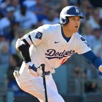 【MLB】リードオフ三塁打の大谷翔平、この一撃が生んだ史上初の記録とは？　「PSの歴史の中で唯一の選手」と米記者