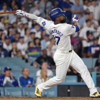 【MLB】なぜテオスカーのトレード話は消えないのか……「タッカーやベリンジャーを逃したチームの代替案」と米メディア指摘