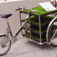 東京サイクルデザイン専門学校生徒による「cube」（サイクルモード14）