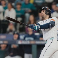 【MLB】「市場に残る最大の長距離砲」両リーグ49本塁打スアレスら、去就未定の大物選手を公式サイトが特集　移籍先候補は……