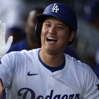 【MLB】大谷翔平、晩さん会で流暢な全文英語スピーチ披露「愛する妻、娘、そしてデコピンに感謝」　場内割れんばかりの拍手に