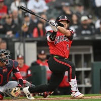 【MLB】「またしてもムーンショットだ」止まらない村上宗隆、鮮やか11号同点アーチにベンチで大はしゃぎ　“平均26.1歳”若手揃いの同僚たちも歓喜