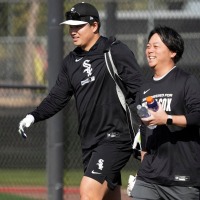 【MLB】シカゴ地元紙、村上宗隆の通訳・八木賢造氏を特集　会社員から劇的キャリアチェンジ……監督も「問題ない」と高評価