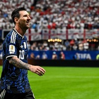 アルゼンチン代表GKが語るイングランド撃破の真相……カギは「メッシをタッチライン際に張らせておいたこと」【北中米W杯】