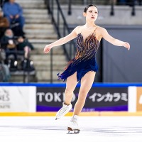 「街中の猫」「中井亜美とのツーショット」……青木祐奈が多彩な写真を公開　フランス大会4位、視線は次のNHK杯へ【フィギュア】