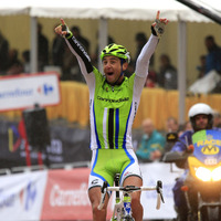 　第68回ブエルタ・ア・エスパーニャは9月7日、バガ～アンドラ間の155.7kmで第14ステージが行われ、キャノンデールのダニエーレ・ラット（23＝イタリア）が独走で初優勝した。