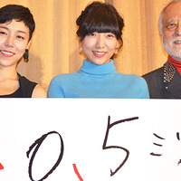 安藤サクラ＆安藤桃子監督＆津川雅彦／『0.5ミリ』初日舞台挨拶