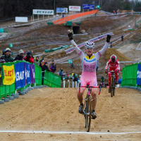 女子は豊岡が優勝（全日本シクロクロス14）