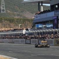 富士スピードウェイで「第8回ママチャリ日本グランプリ チーム対抗7時間耐久ママチャリ世界選手権」が開催