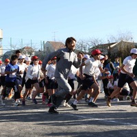 【東京マラソン15】オリンピアンらと小学生による「ミニ東京マラソン」初開催