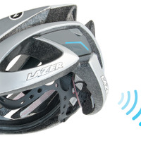 心拍計センサーと発信機を組み込んだヘルメットがレイザーから登場