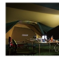 コールマン、1000ルーメンの明るさを備えた「LEDキャンプサイトランタン」 画像
