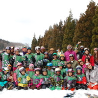 スノーボードの五輪を目指す子供たちのキャンプ開催。コーチはソルトレイク代表の橋本通代 画像