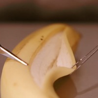 【東京マラソン15】食べられるウェアラブルデバイス「ウェアラブルバナナ」も登場 画像