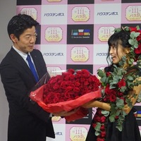 ハウステンボス、小島瑠璃子さんをゲストに招いたROSE FESTIVALオープニングイベントを開催