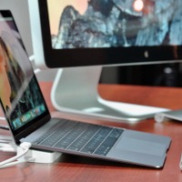 新型MacBookの必需品？あらゆるポートを使用可能にする「HydraDock」…米国発 画像