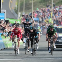 2015年ツール・ド・ヨークシャー第1ステージ、ラルスペーター・ノールダウグ（チームスカイ）が優勝