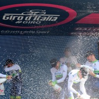 2015年ジロ・デ・イタリア第1ステージ、オリカ・グリーンエッジが優勝