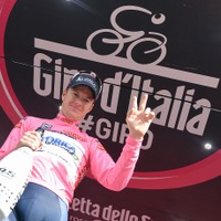 2015年ジロ・デ・イタリア第4ステージ、サイモン・クラーク（オリカ・グリーンエッジ）がマリアローザ