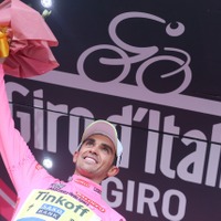 2015年ジロ・デ・イタリア第5ステージ、アルベルト・コンタドール（ティンコフ・サクソ）がマリアローザ