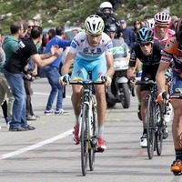 2015年ジロ・デ・イタリア第8ステージ、ファビオ・アール（アスタナ）ら