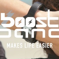 腕に装着するウェアラブルモバイルバッテリー「Boost Band」の使い方 画像