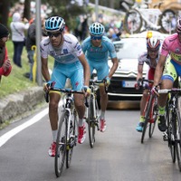 2015年ジロ・デ・イタリア第15ステージ、ファビオ・アール、アルベルト・コンタドール、ミケル・ランダ、ユーリ・トロフィモフ