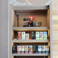 「コーヒービーン＆ティーリーフ」の店内では、コーヒー豆や紅茶などを販売