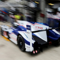 トヨタ TS040ハイブリッド