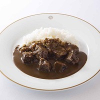 飛騨牛の煮込みカリーライス　2,592円　