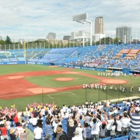 高校野球イメージ（東東京大会の予選が行われる神宮球場）