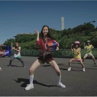 ダイハツの「ウェアラブル ウェイク」が完成…理系女子がダンスで機能を実証